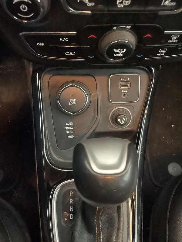 Usata Jeep Compass Limited 140 CV (102 kW) 2020 Grigio SUV