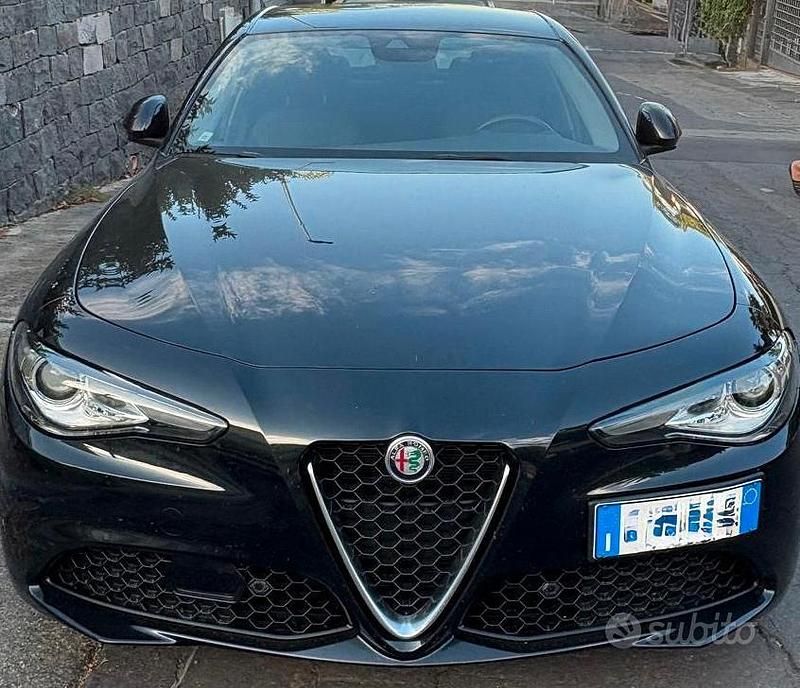 Usata Alfa Romeo Giulia 190 CV (139 kW) 2022 Nero Berlina