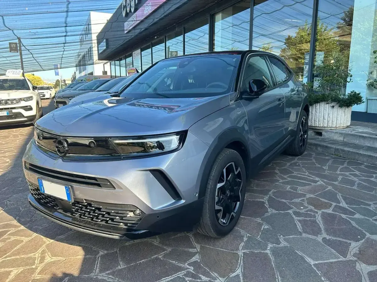 Usata Opel Mokka Ultimate 131 CV (96 kW) 2024 Grigio SUV