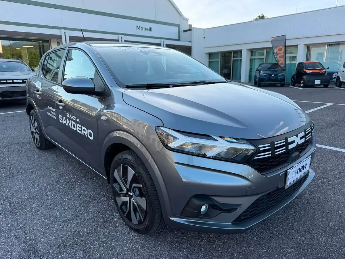 Usata Dacia Sandero Expression 101 CV (74 kW) 2025 Grigio Berlina