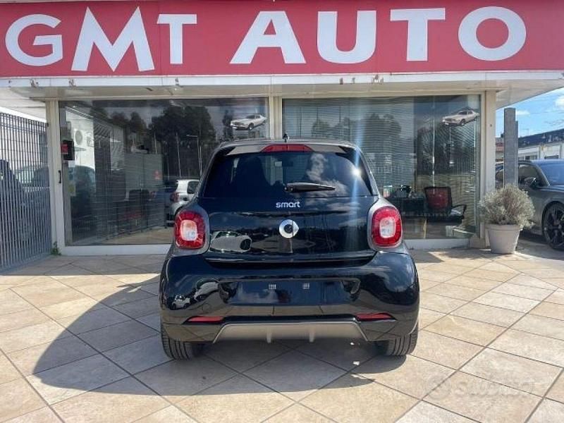 Usata Smart ForFour Brabus 90 CV (66 kW) 2016 Nero Utilitaria