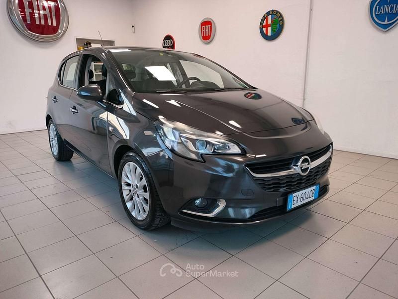 Usata Opel Corsa Cosmo 95 CV (69 kW) 2015 Grigio Utilitaria