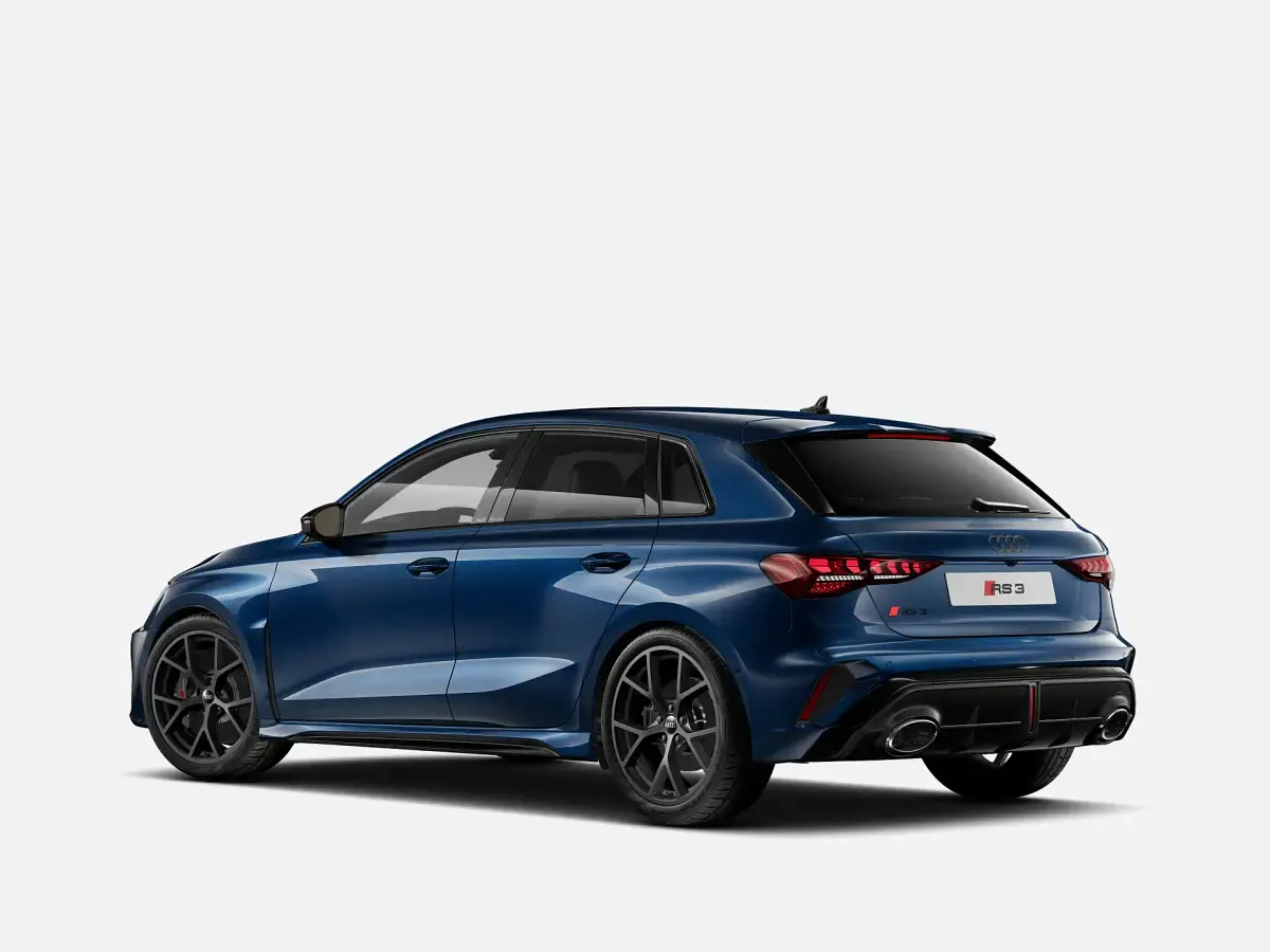 Nuova Audi RS3 Sportback Comfort 400 CV (294 kW) 2026 Blu ascari metallizzato Utilitaria