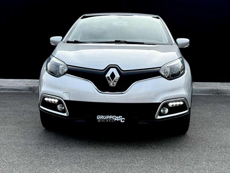 Usata Renault Captur 90 CV (66 kW) 2013 Argento SUV