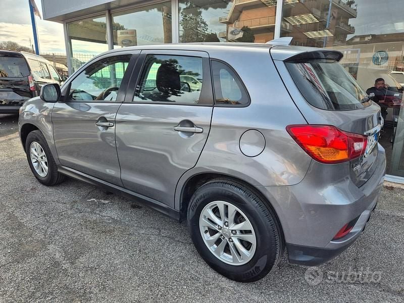 Usata Mitsubishi ASX Instyle 117 CV (86 kW) 2019 Grigio SUV