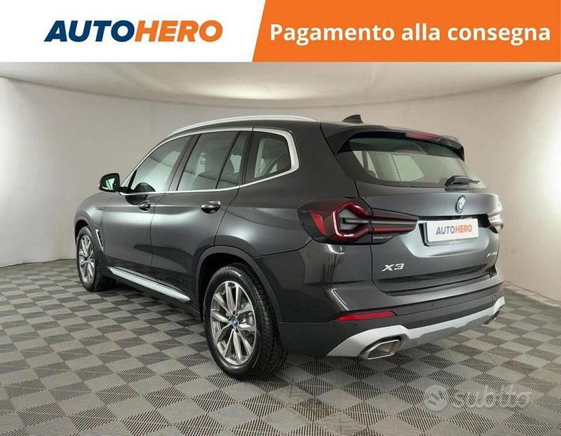 Second-hand BMW X3 184 CP (135 kW) 2022 Negru SUV