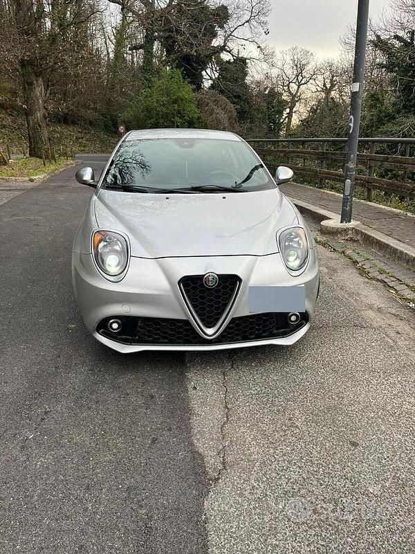 Usata Alfa Romeo MiTo 95 CV (69 kW) 2018 Grigio Utilitaria