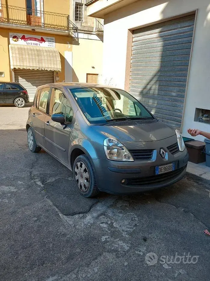 Usata Renault Modus 85 CV (62 kW) 2006 Monovolume