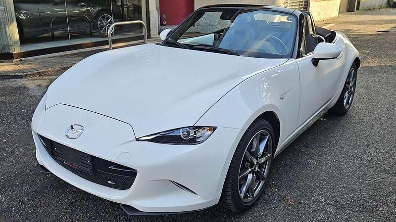 Usata Mazda MX5 Exclusive-Line 184 CV (135 kW) 2023 Bianco Cabrio