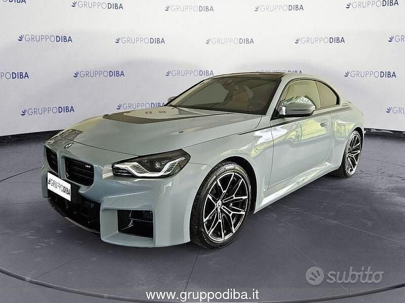 Grigio Usata 2023 BMW M2 Efficient Dynamics Coupé | 64.100 € (Buon prezzo) - Immagine 1/4