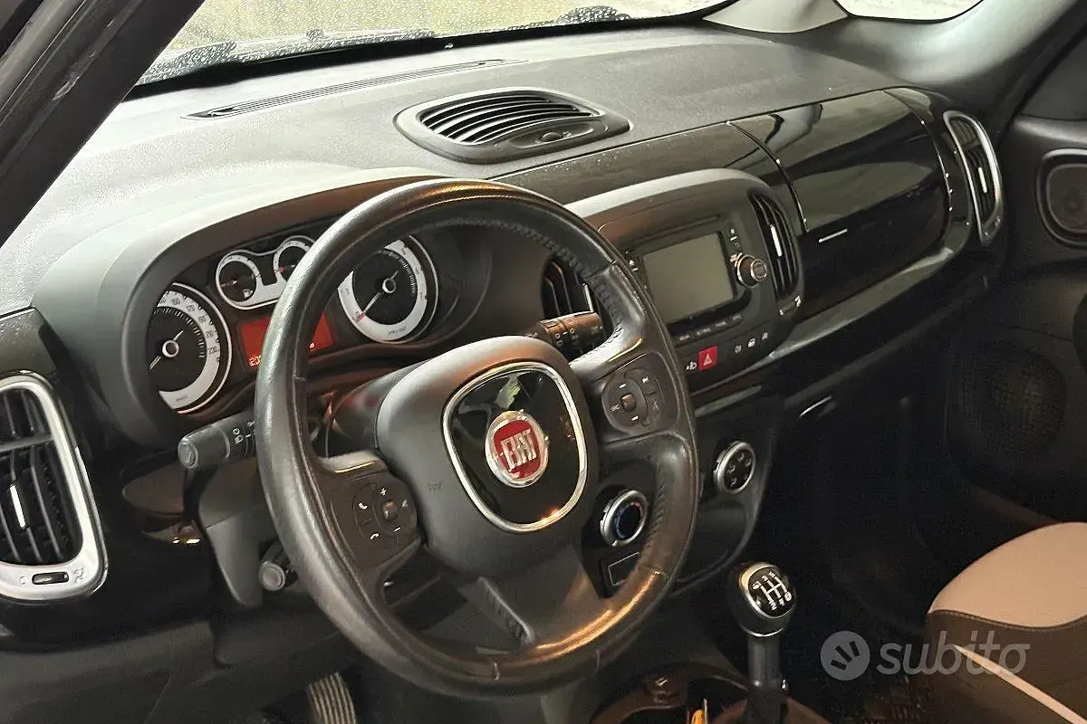 Usata Fiat 500L Pop Star 95 CV (69 kW) 2016 Nero Monovolume