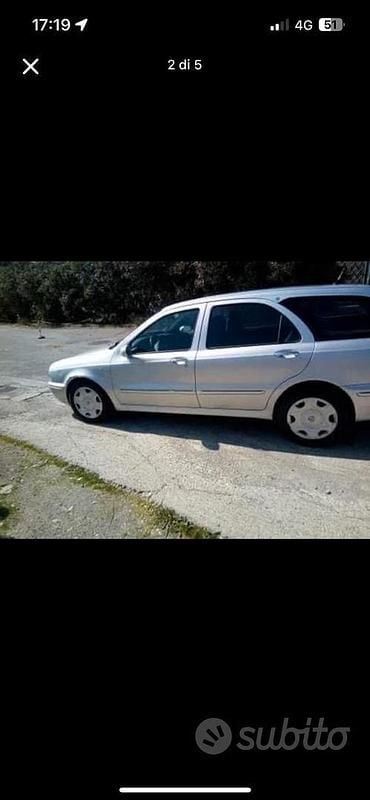 Usata Lancia Lybra 116 CV (85 kW) 2002 Grigio Berlina