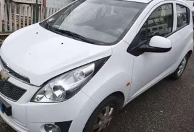 Usata Chevrolet Spark LS 68 CV (50 kW) 2011 Bianco Utilitaria