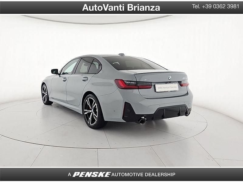 Usata BMW 320 M Sport 190 CV (139 kW) 2025 Grigio Utilitaria