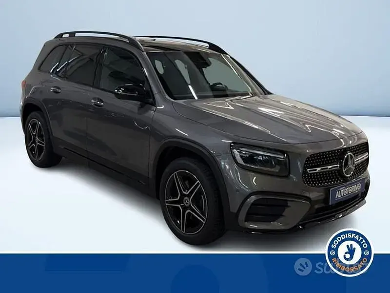Nuova Mercedes GLB200 AMG 150 CV (110 kW) 2026 Grigio SUV