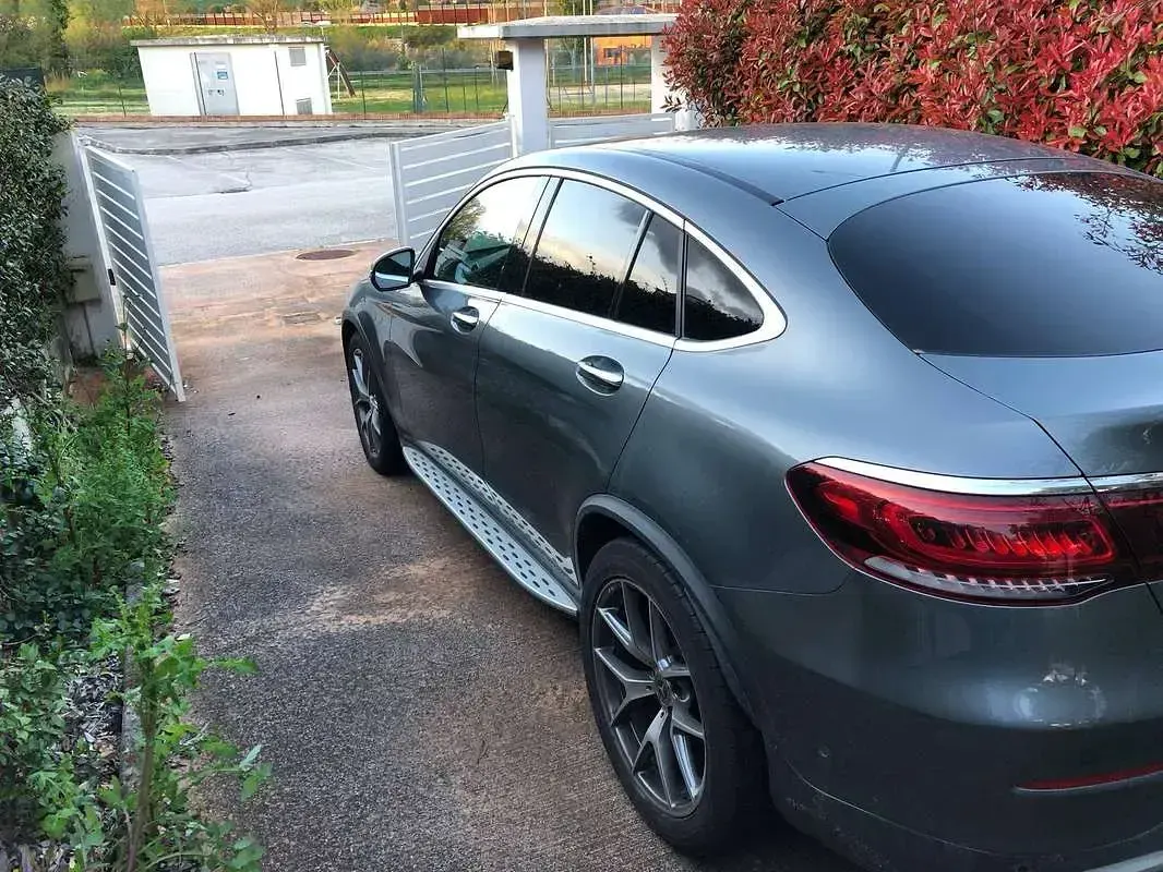 Usata Mercedes GLC220 Premium Plus 194 CV (142 kW) 2021 Grigio SUV