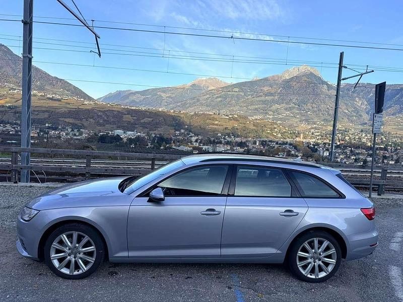 Usata Audi A4 Ambiente 150 CV (110 kW) 2018 Argento Station wagon