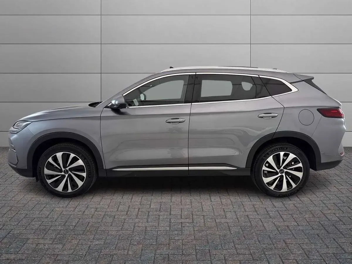 Usata BYD Seal U Boost 98 CV (72 kW) 2025 Grigio SUV