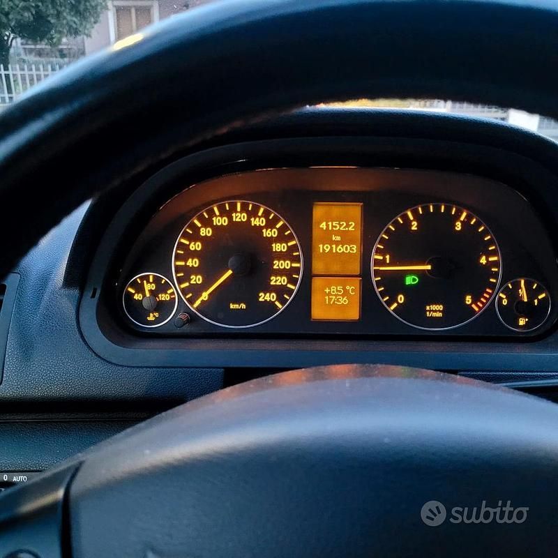 Usata Mercedes A160 Avantgarde 82 CV (60 kW) 2010 Berlina