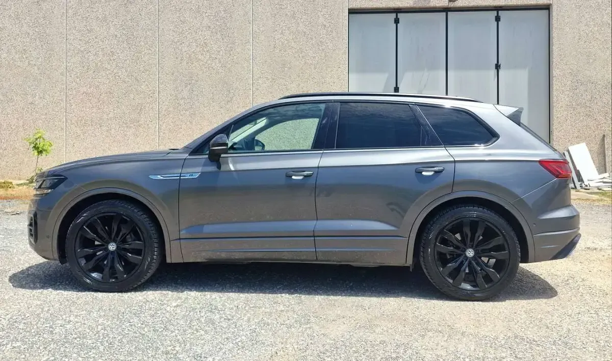 Usata VW Touareg Advance 231 CV (169 kW) 2019 Grigio SUV