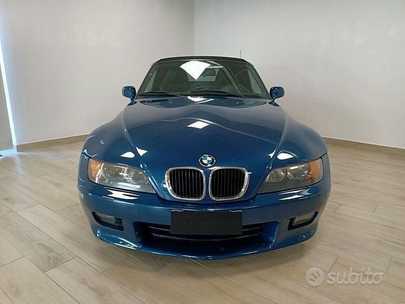 Usata BMW Z3 Efficient Dynamics 231 CV (169 kW) 2001 Blu/azzurro Coupé