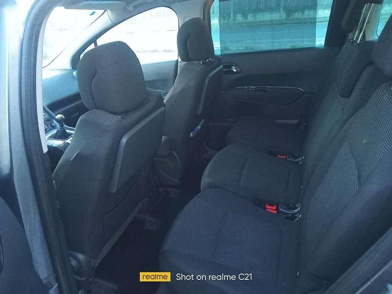 Usata Peugeot 5008 Premium 109 CV (80 kW) 2011 Monovolume