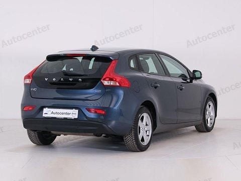 Occasion Volvo V40 122 ch (89 kW) 2018 Bleue Citadine