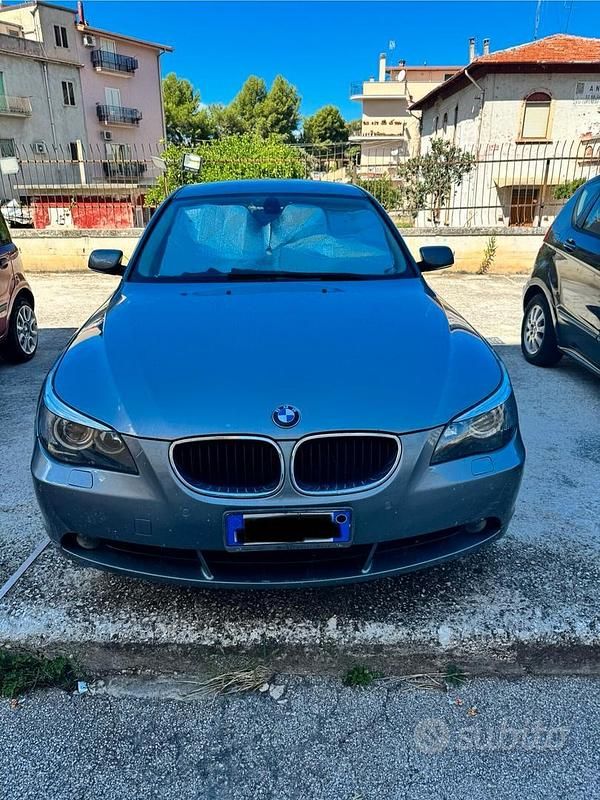 Usata BMW 525 176 CV (129 kW) 2005 Grigio Station wagon