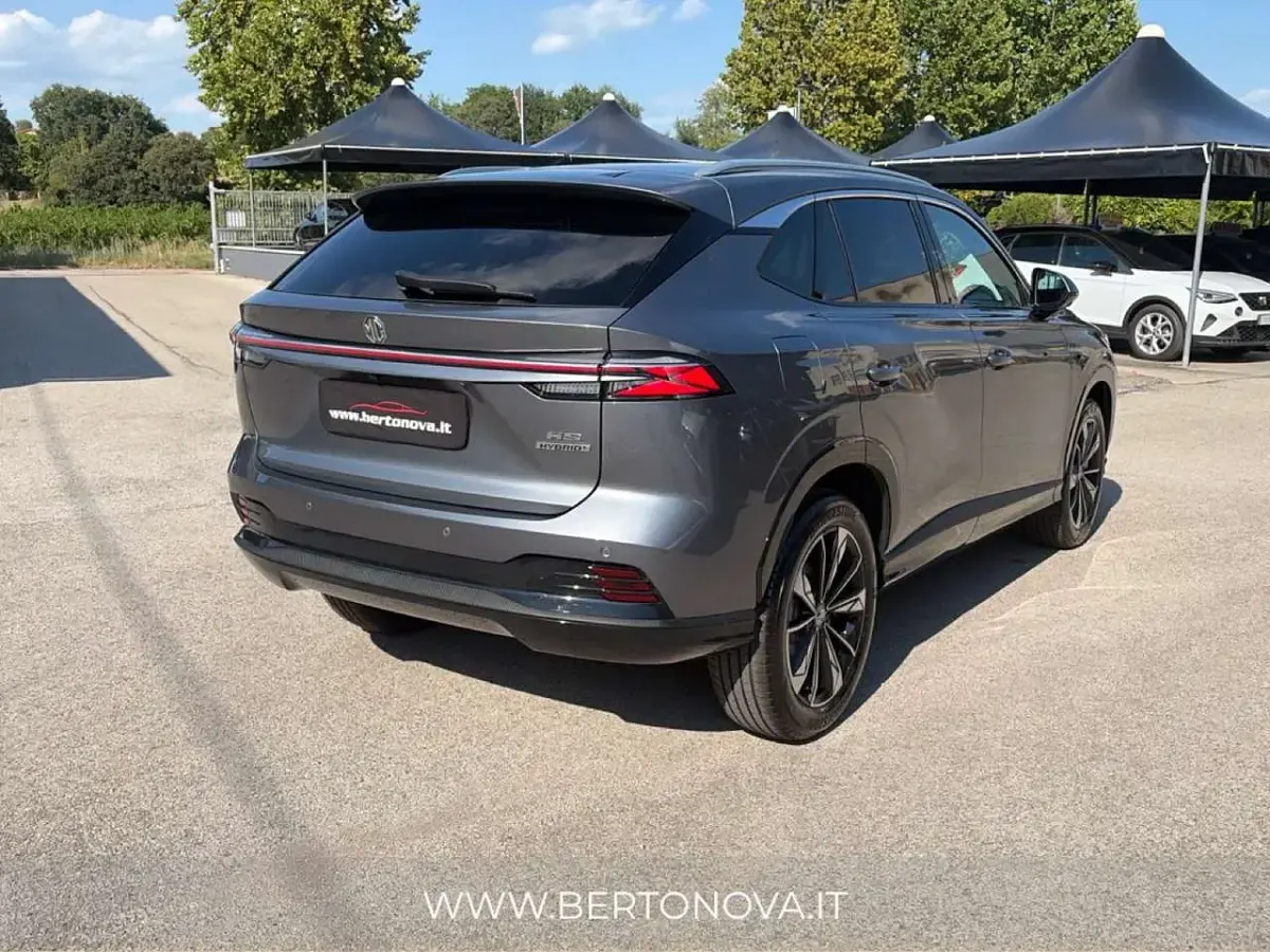 Nuova MG HS Luxury 224 CV (164 kW) 2026 Other SUV