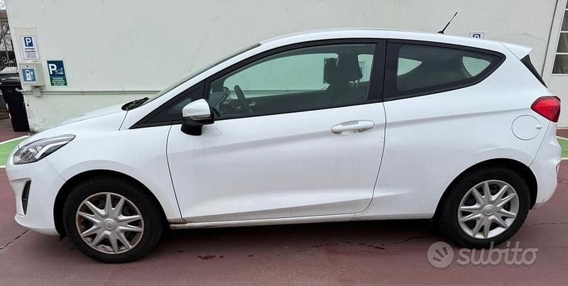 Gebraucht Ford Fiesta Titanium 86 PS (63 kW) 2021 Weiß Kleinwagen