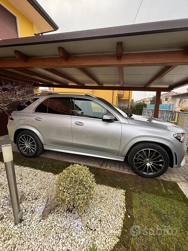 Usata Mercedes GLE300 Premium 245 CV (180 kW) 2020 Grigio SUV