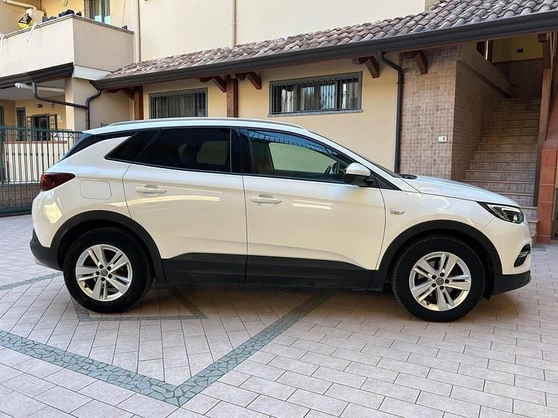 Usata Opel Grandland X Ultimate 130 CV (95 kW) 2021 Bianco SUV
