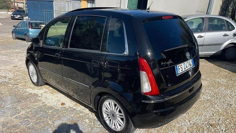 Usata Lancia Musa 2009 Nero Monovolume