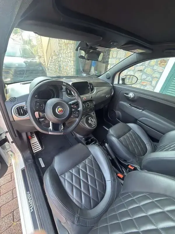 Usata Abarth 595 Turismo 165 CV (121 kW) 2021 Bianco Cabrio
