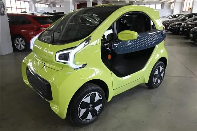 Usata XEV Yoyo 2022 Verde Utilitaria
