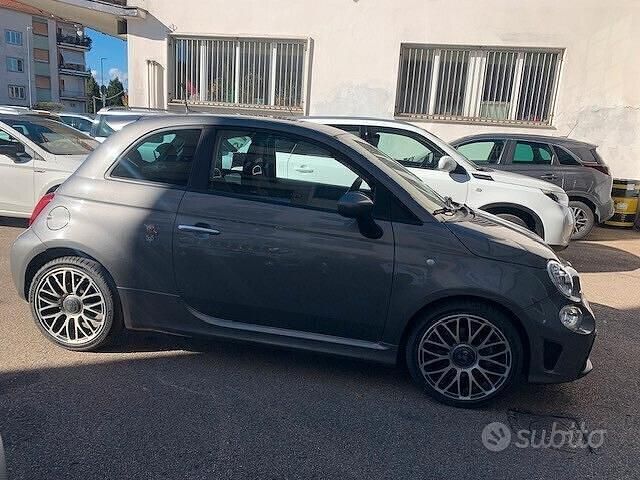 Usata Abarth 595 145 CV (106 kW) 2021 Grigio Utilitaria