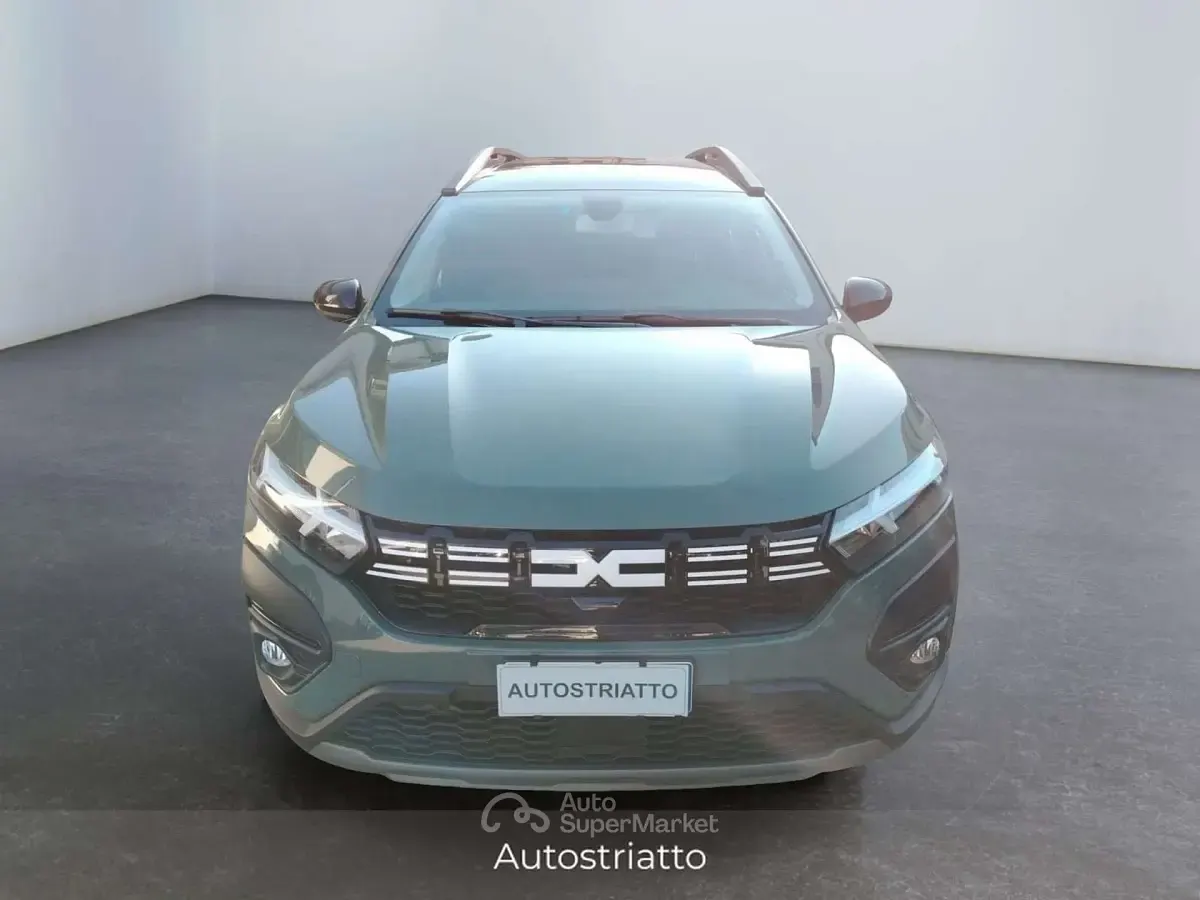 Usata Dacia Jogger Extreme 101 CV (74 kW) 2023 Verde Monovolume