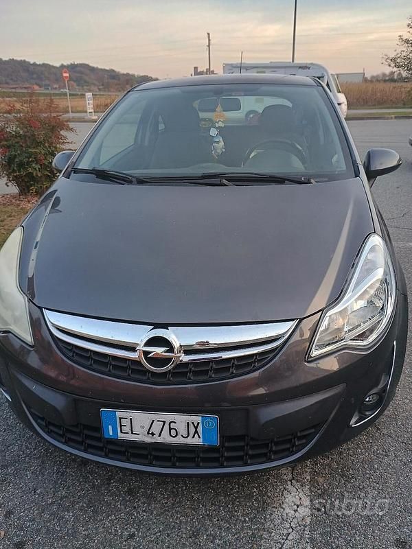 Occasion Opel Corsa 2012 Gris Citadine