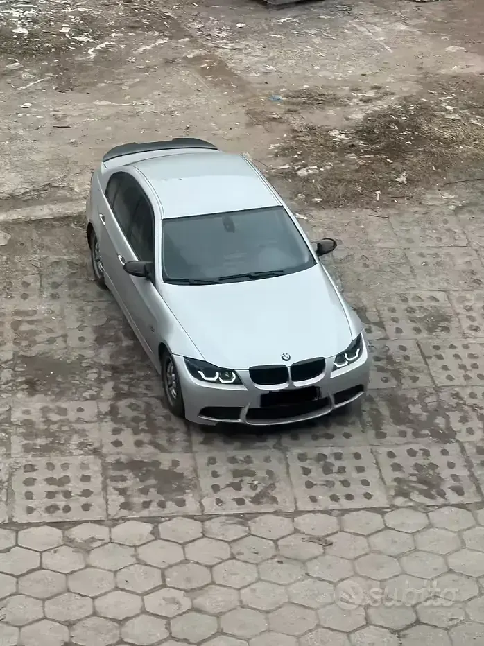 Usata BMW 318 143 CV (105 kW) 2007 Grigio Berlina