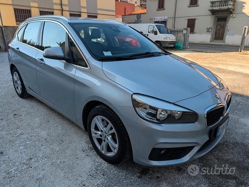 Usata BMW 216 Active Tourer Advantage 115 CV (84 kW) 2015 Grigio Monovolume