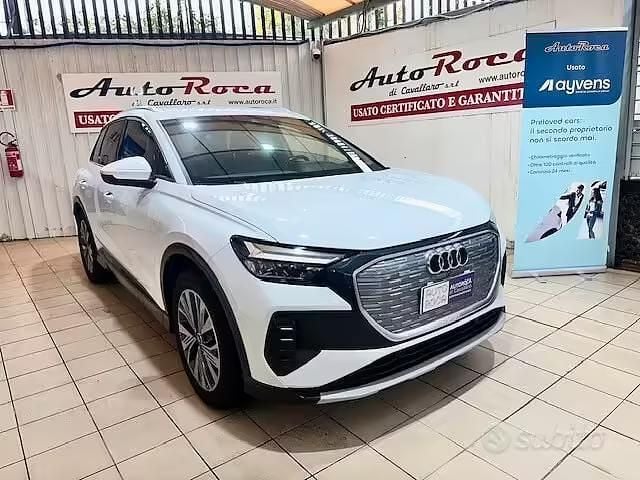Usata Audi Q4 e-tron Advanced 125 kW (170 CV) 2022 Bianco SUV