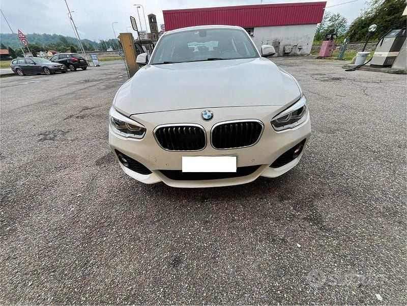 Bianco Usata 2018 BMW 118 M Sport Due volumi | 14.950 € (Buon prezzo) - Immagine 1/4