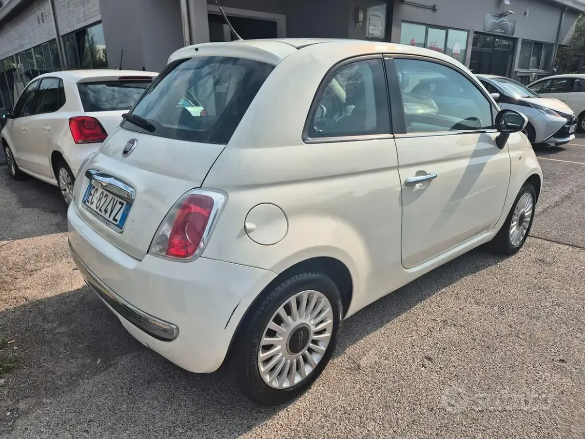 Usata Fiat 500 Lounge 69 CV (50 kW) 2010 Bianco Berlina