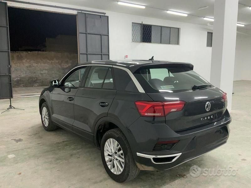 Usata VW T-Roc Business 2020 Grigio SUV