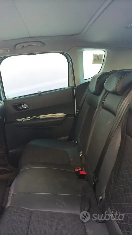 Usata Peugeot 3008 Allure 115 CV (84 kW) 2014 Grigio Station wagon