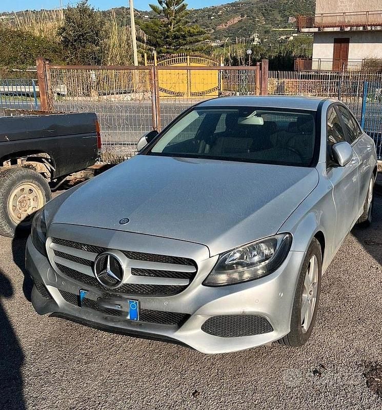 Usata Mercedes C180 2015 Grigio Berlina