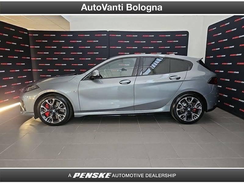 Usata BMW 120 M Sport 170 CV (125 kW) 2025 Grigio Utilitaria