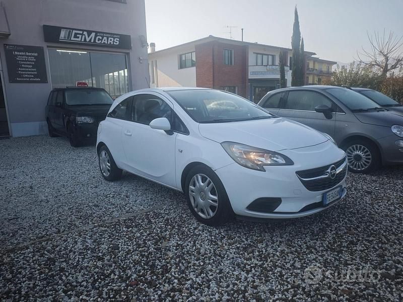 Usata Opel Corsa 75 CV (55 kW) 2016 Bianco Utilitaria