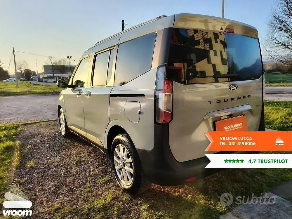 Käytetty Ford Tourneo Courier S 125 HP (91 kW) 2024 Tila-auto