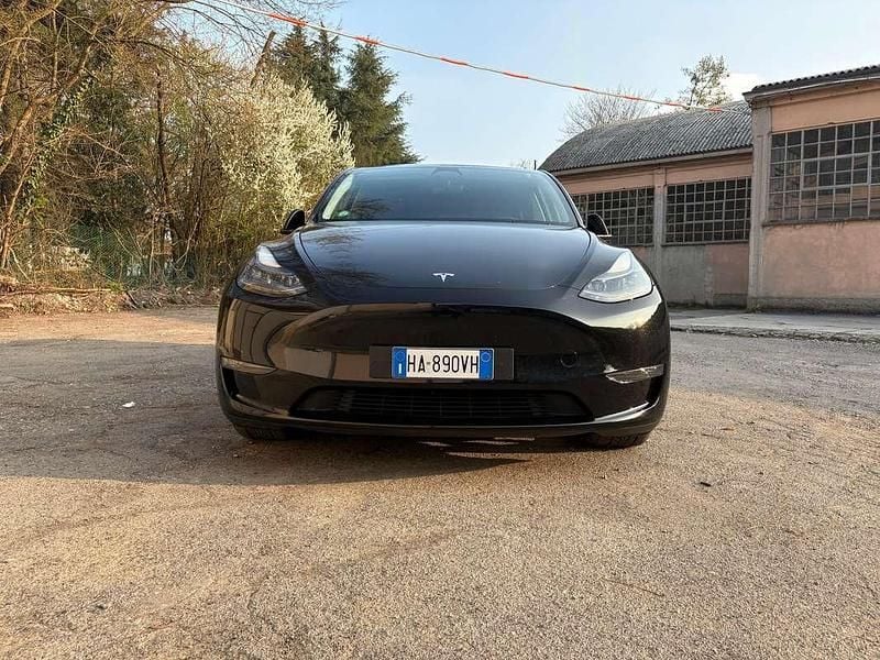 Usata Tesla Model Y Performance 155 kW (211 CV) 2023 Nero SUV
